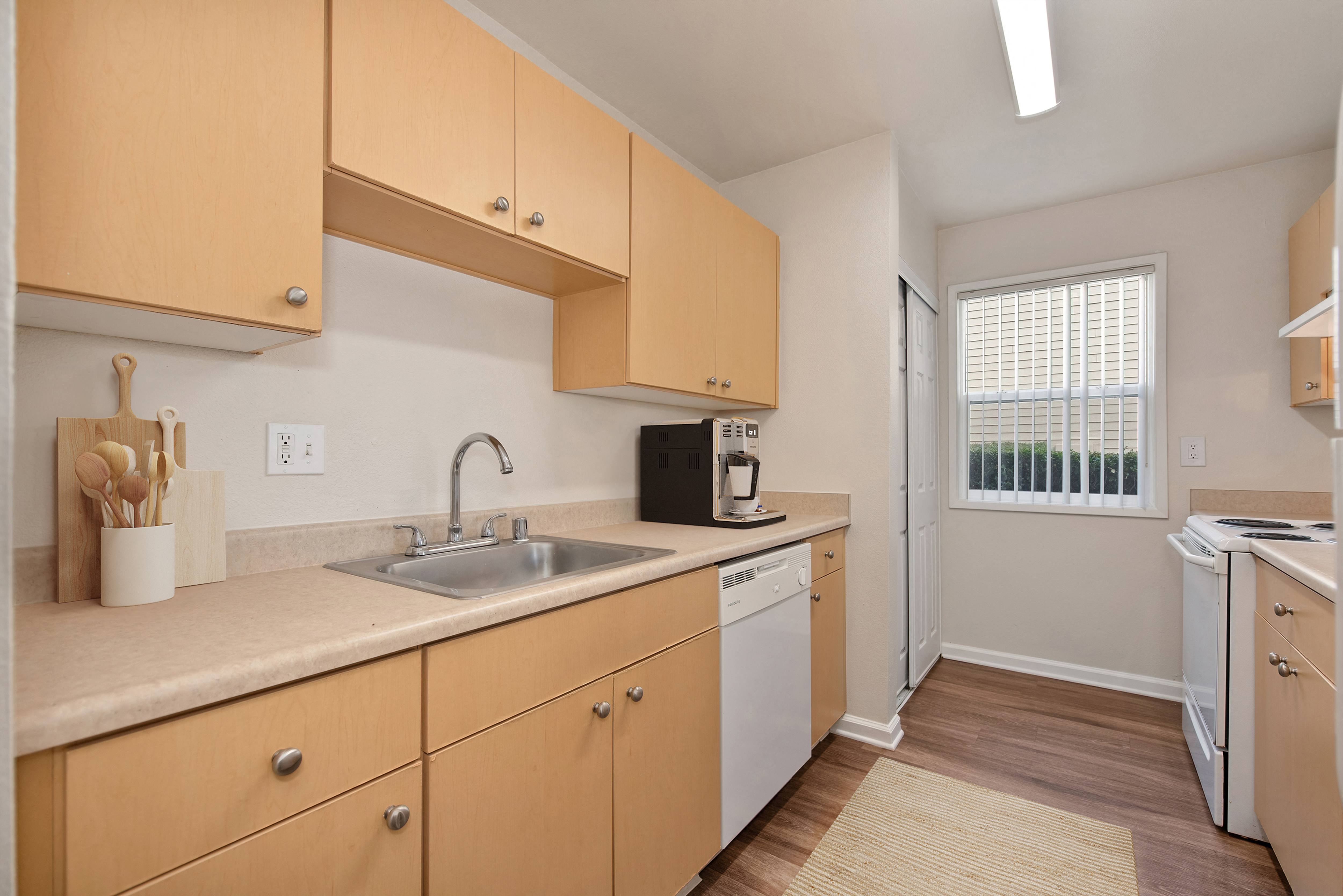 Vineyard Terrace Apartments photo 2